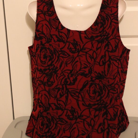 Beautiful Red and Black Chico's Travelers Tank Size 3 (XL) - Picture 12 of 12